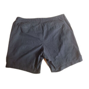 Old Navy Black Woman Chino Shorts Sz 16 Pockets Zip Fly Flat Front Preppy